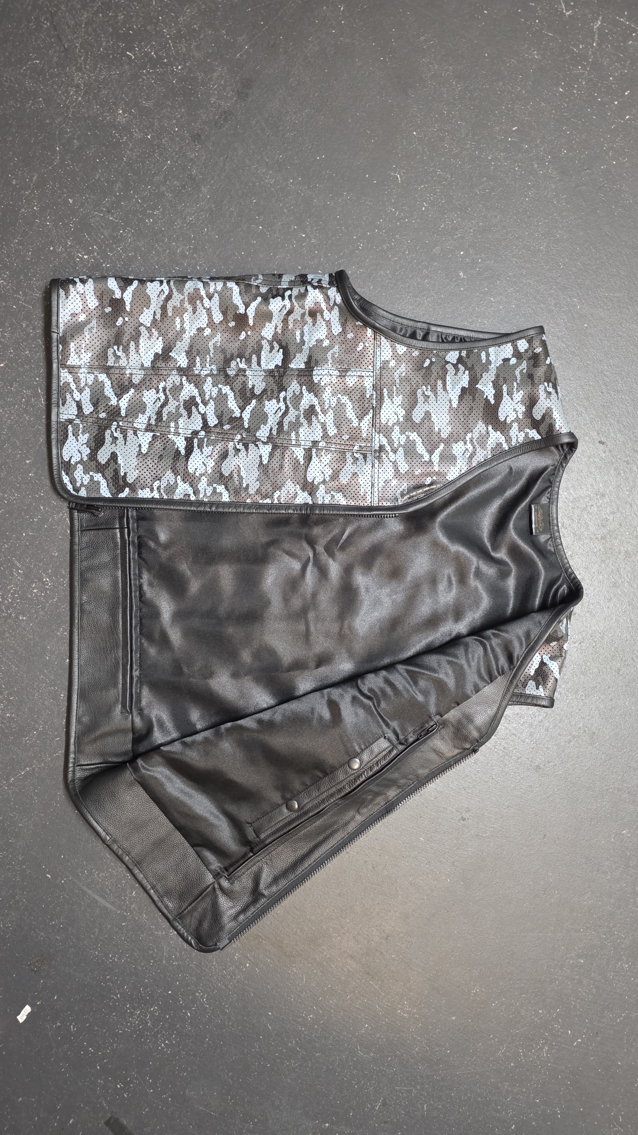 🔥Discounted - Ready to Ship!🔥 EURO STORM CAMO - XL