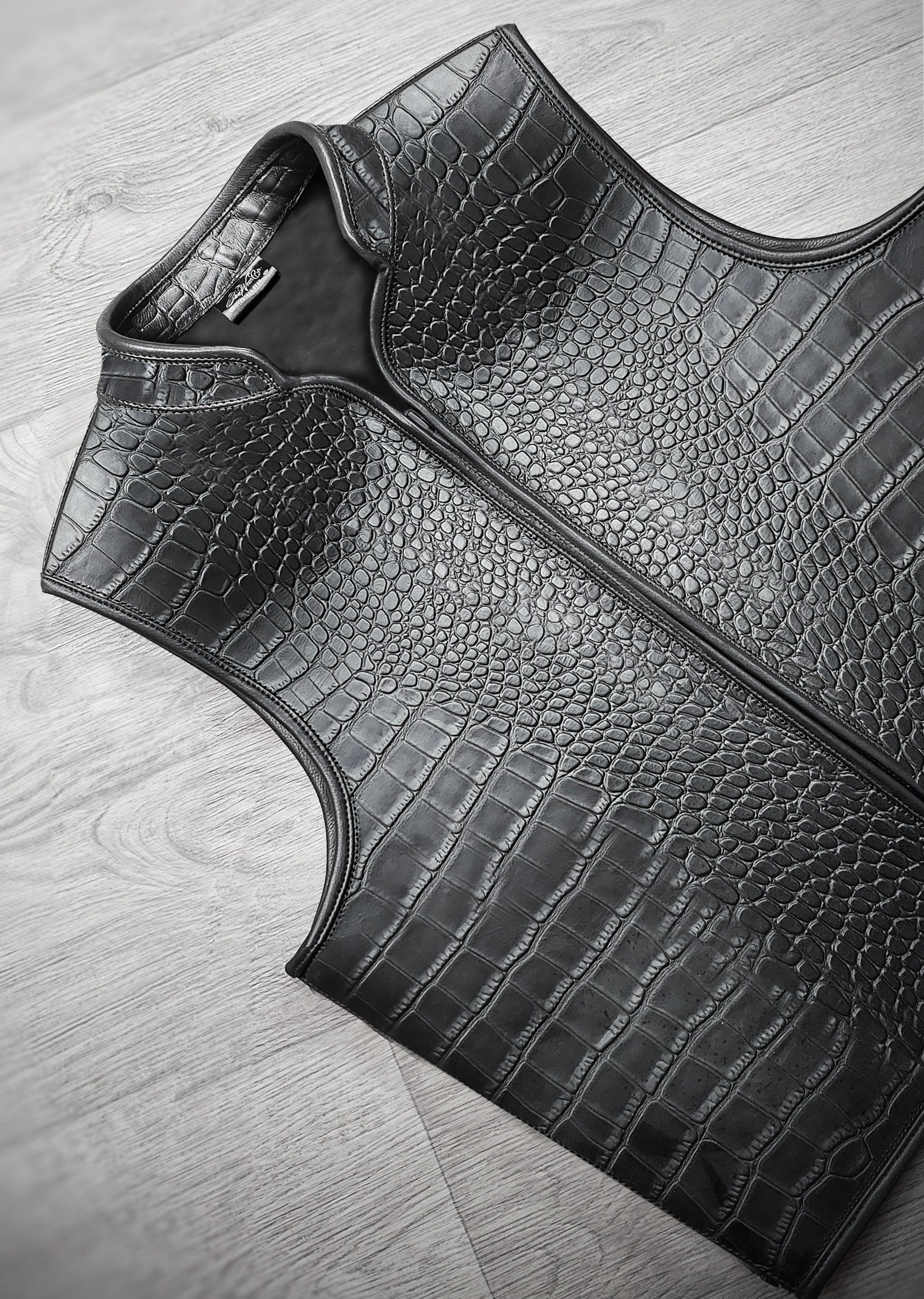 EURO "OFF THE RACK" GATOR BELLY VEST