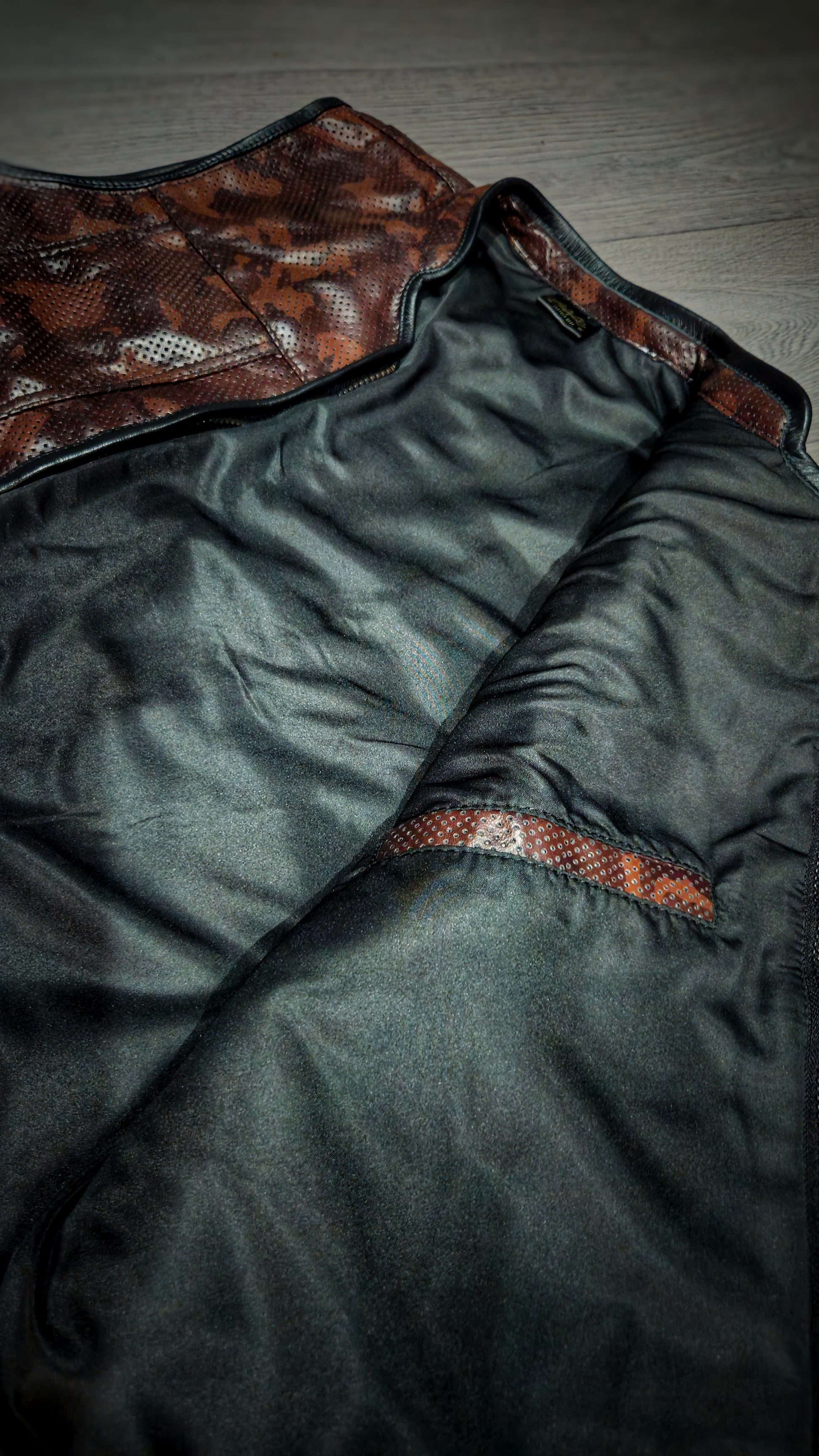 EURO DESERT "OFF THE RACK" PERFORATED CAMO VEST 2.0