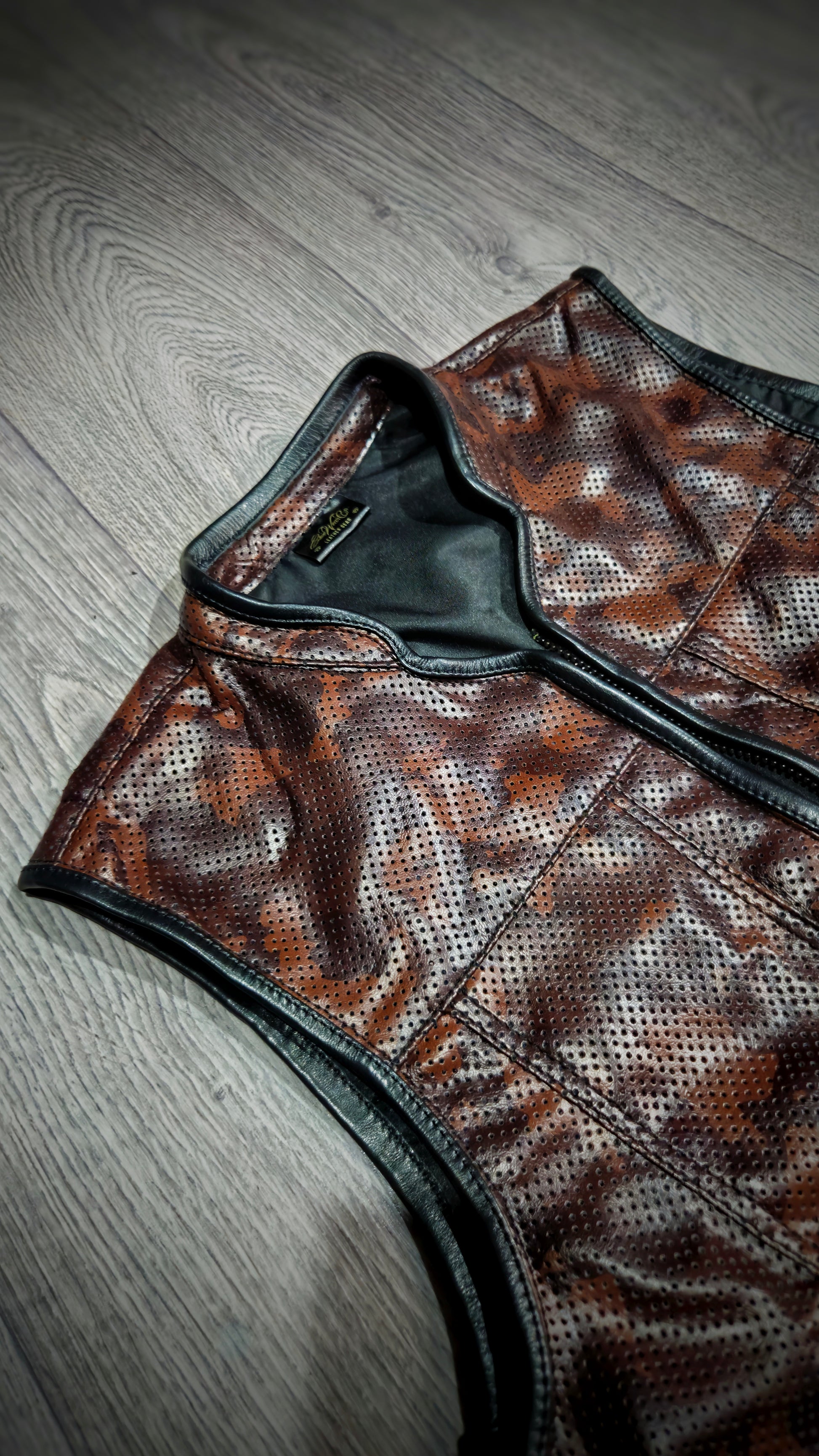 EURO DESERT "OFF THE RACK" PERFORATED CAMO VEST 2.0