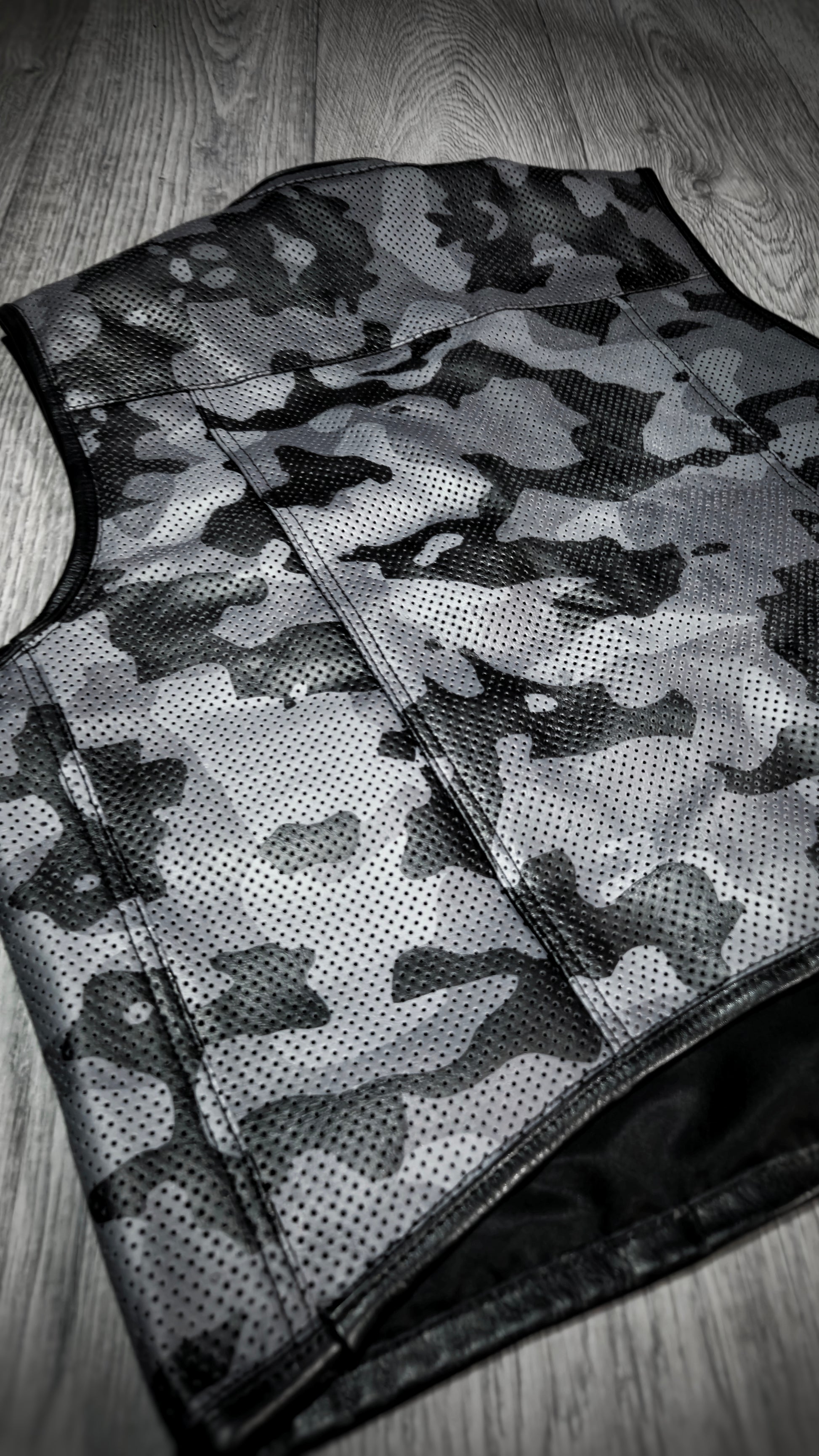 EURO STORM "OFF THE RACK" PERFORATED CAMO VEST 2.0