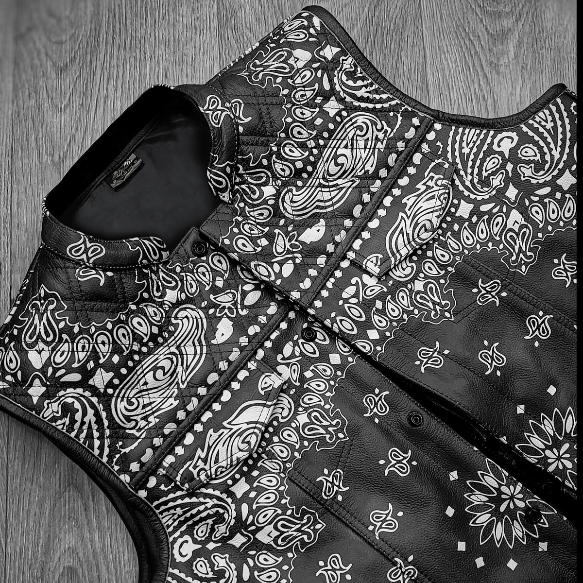 US LEATHER BANDANA "OFF THE RACK" VEST