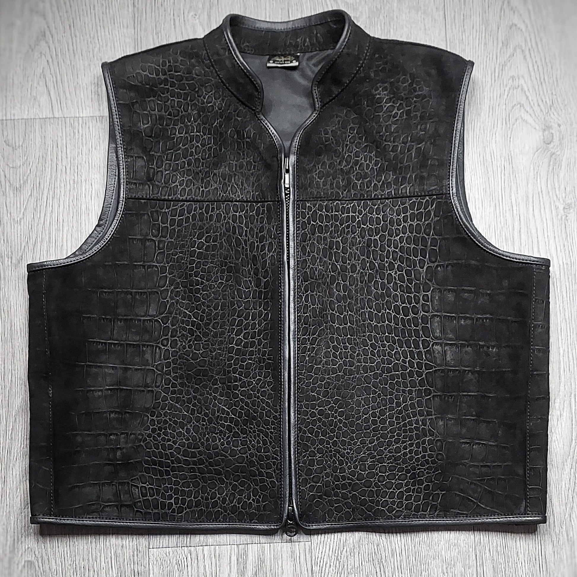 EURO "OFF THE RACK" SUEDE GATOR VEST