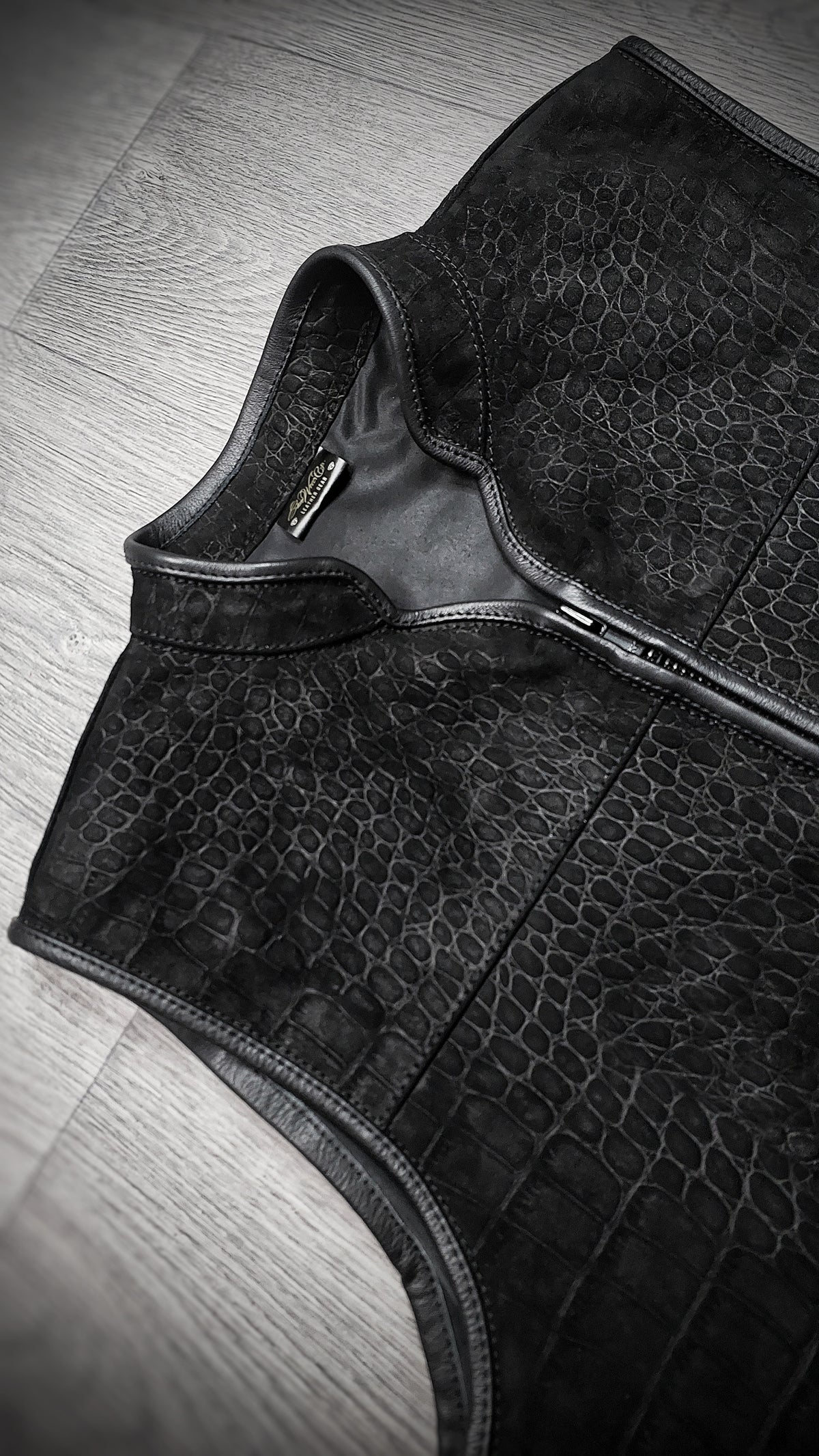 EURO "OFF THE RACK" SUEDE GATOR VEST