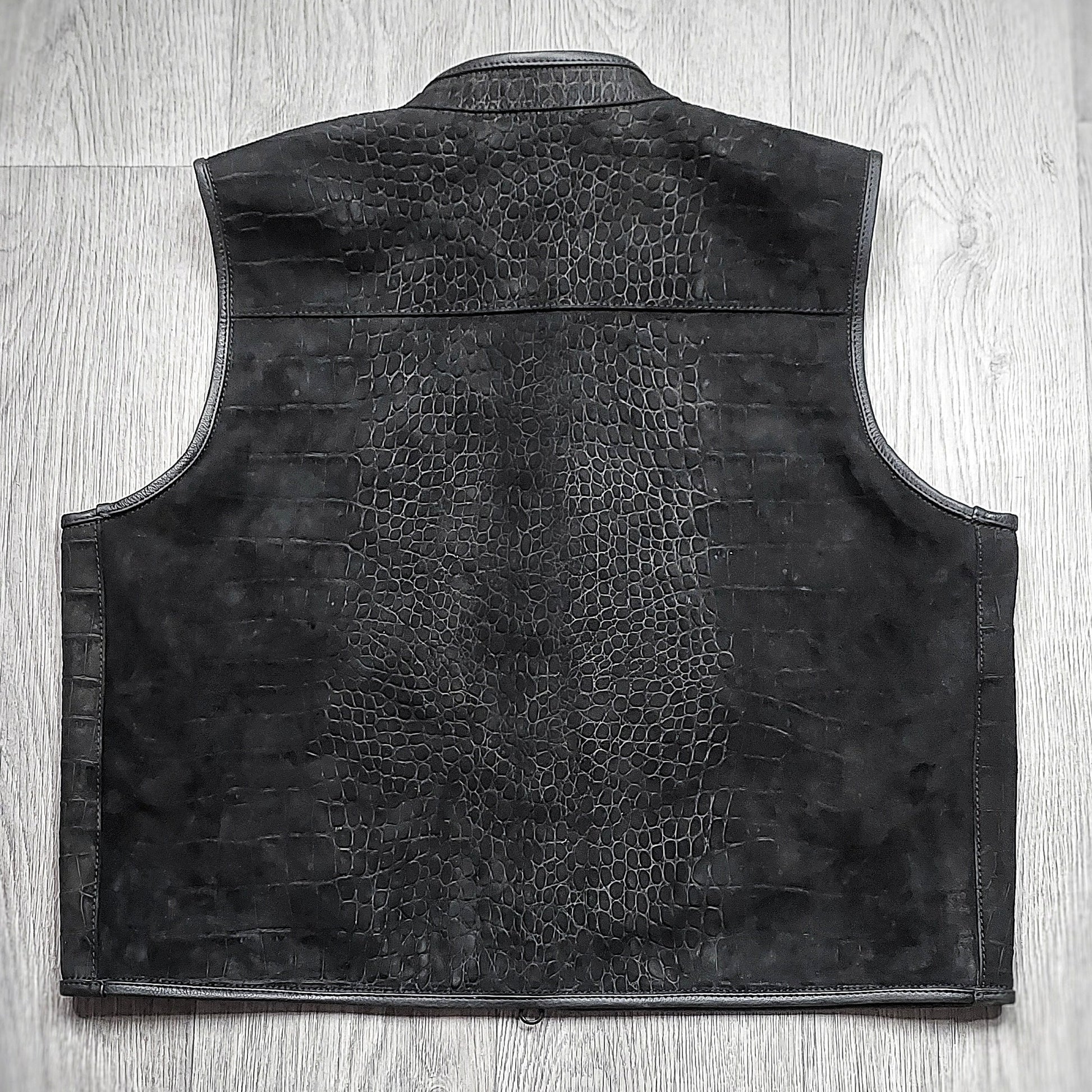 EURO "OFF THE RACK" SUEDE GATOR VEST