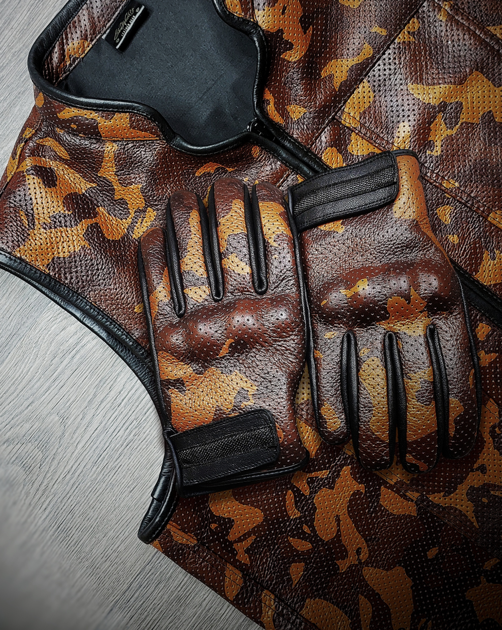Leather Riding Gloves