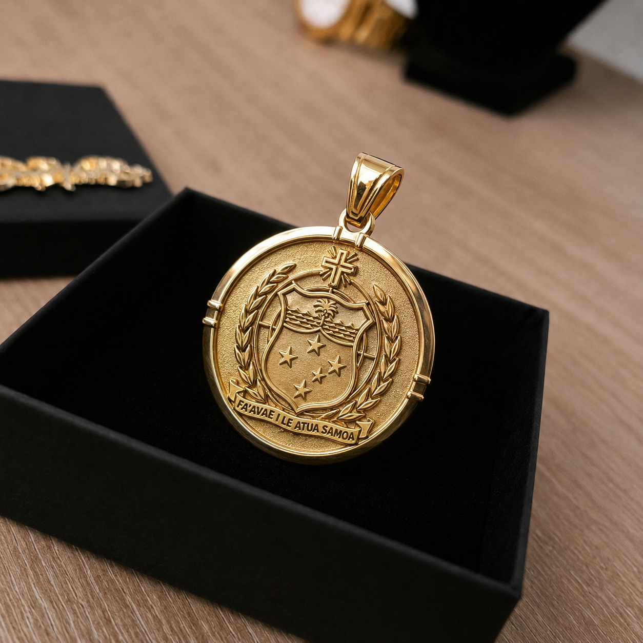 Crest of Samoa Pendant