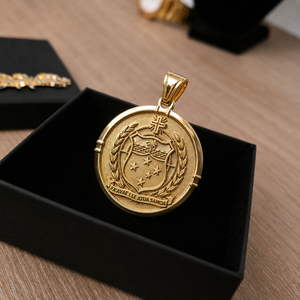 Crest of Samoa Pendant