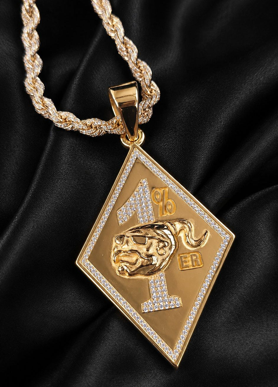 Custom Pendant Black & White Nation