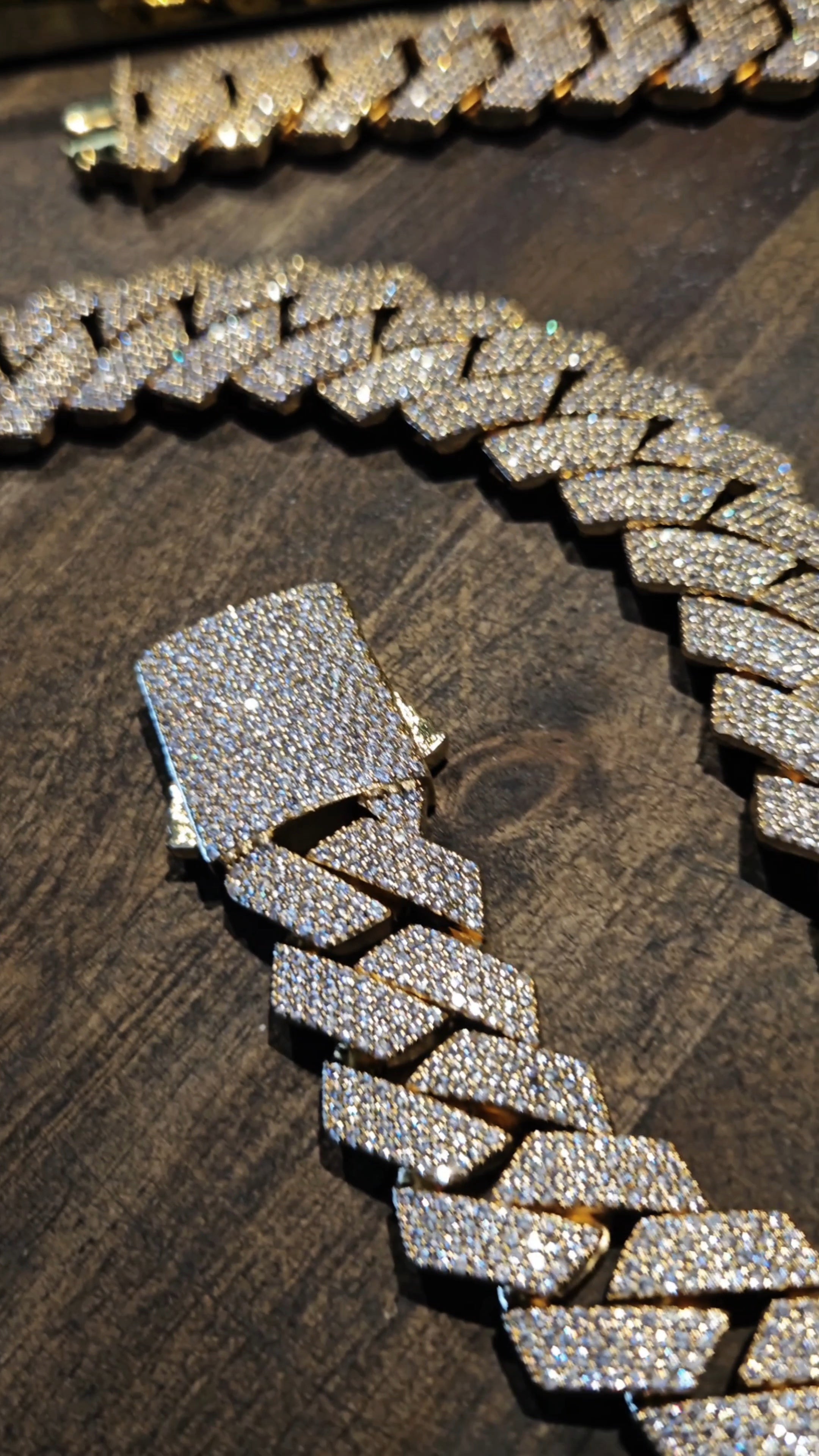 Custom Iced Cuban Link Bracelet / Chain 22mm