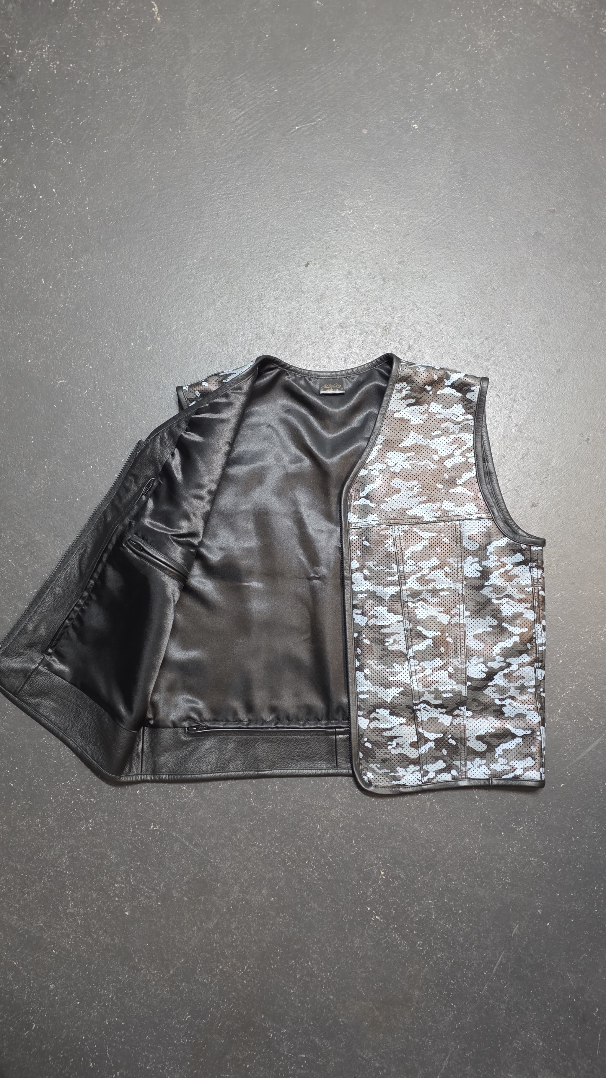 🔥Discounted - Ready to Ship!🔥 EURO STORM CAMO - XL