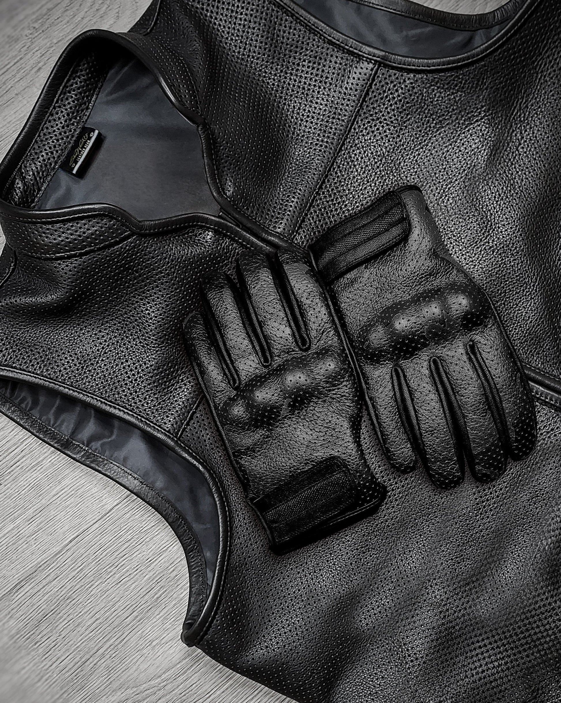 Leather Riding Gloves