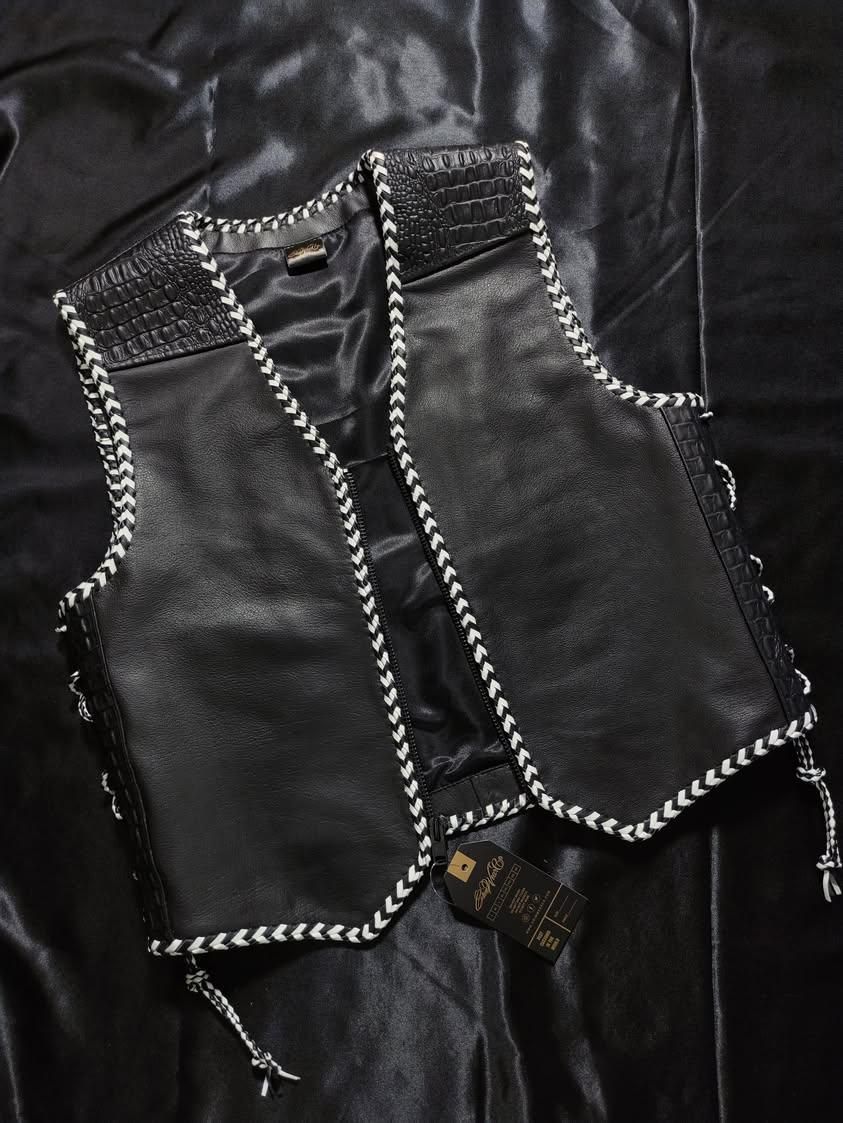 AUS BLACK/WHITE "OFF THE RACK" LEATHER / CROC