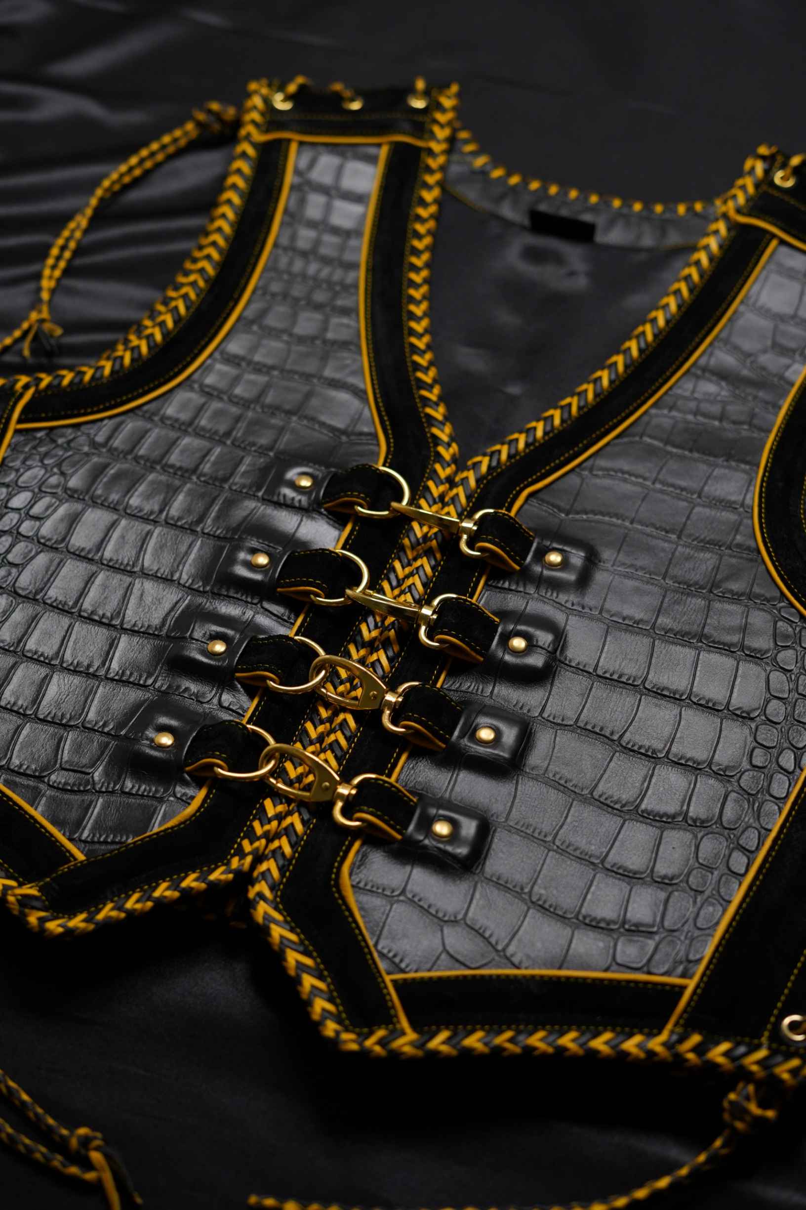 AUS STYLE CUSTOM BRAIDED + PINSTRIPE