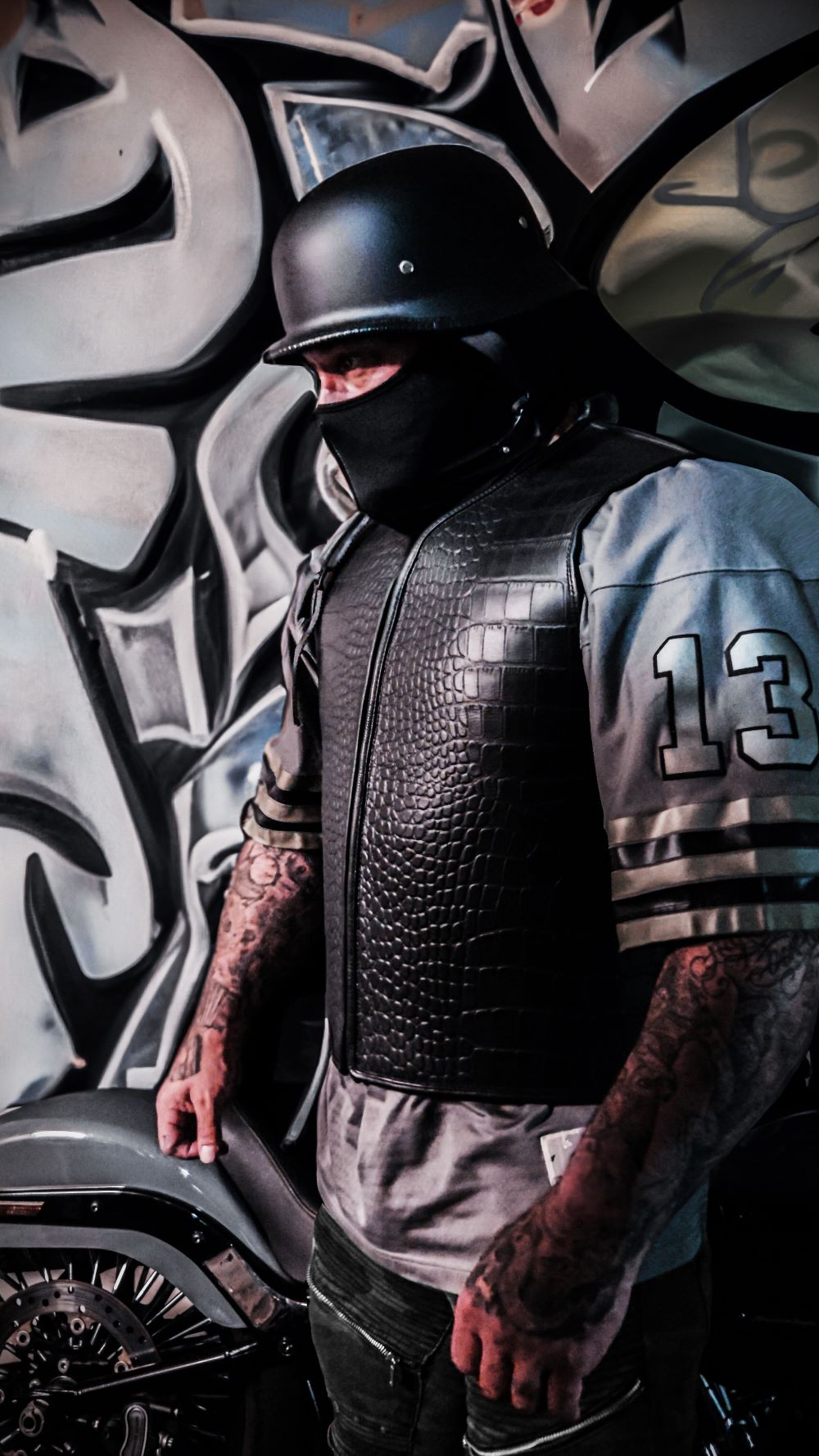 EURO "OFF THE RACK" GATOR BELLY VEST