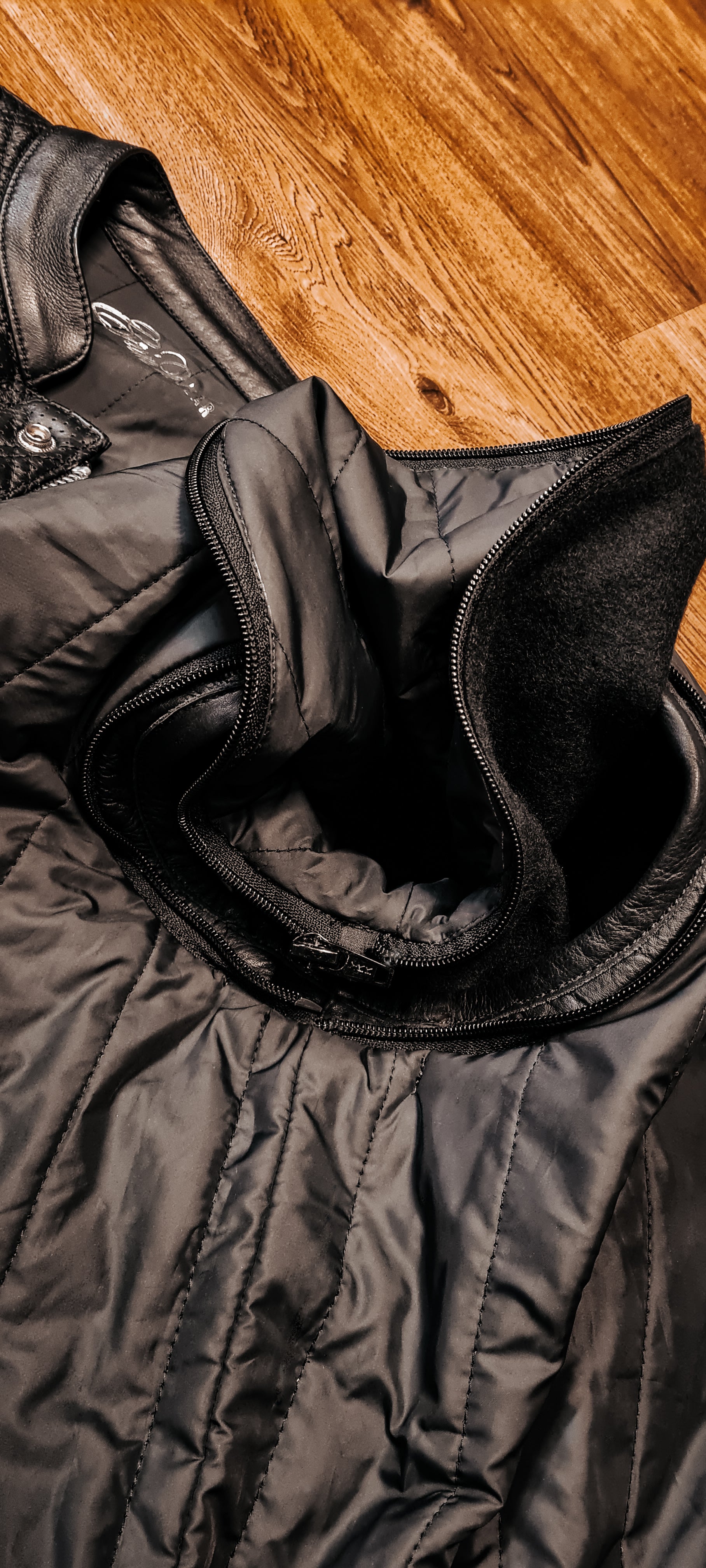 US "OFF THE RACK" REMOVABLE SLEEVE TWENTY FOUR-SEVEN VEST