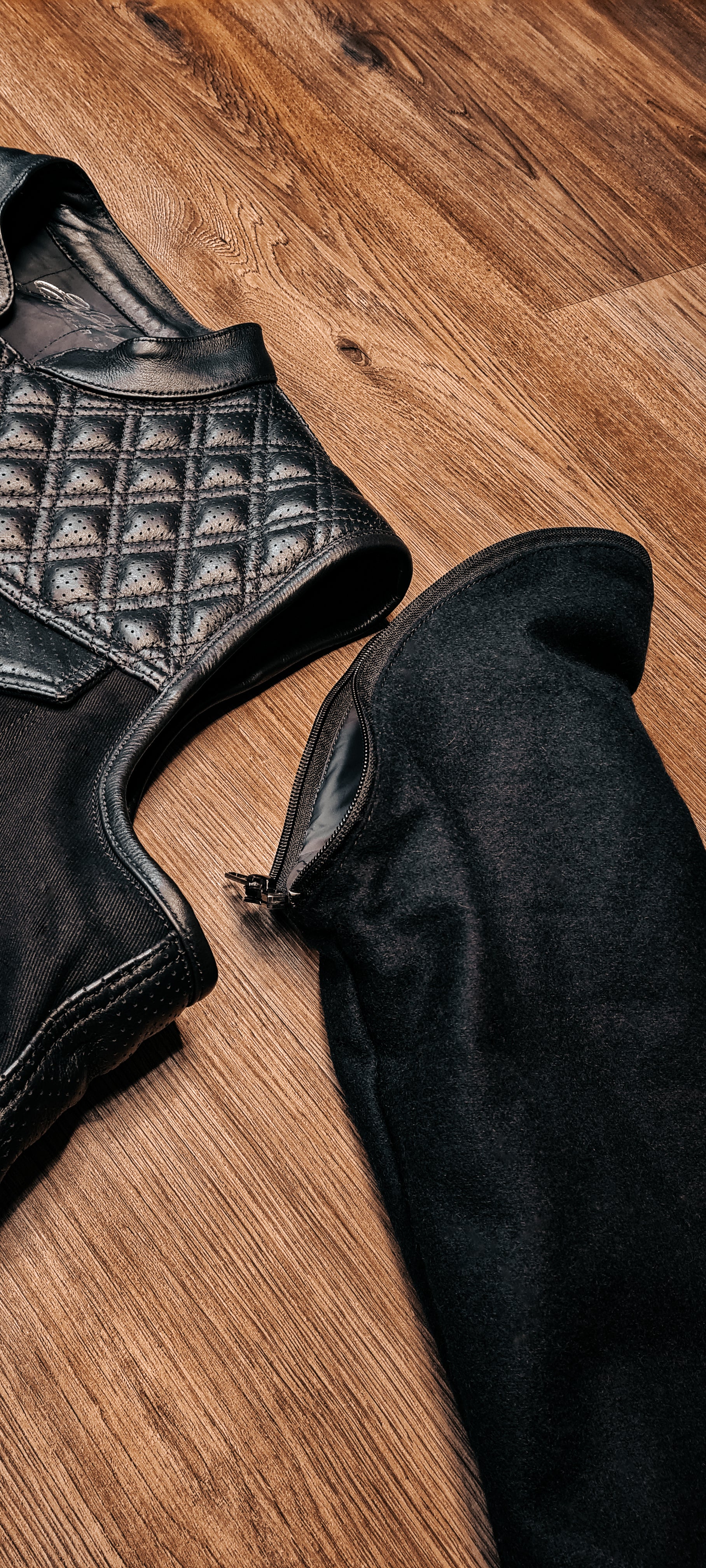 US "OFF THE RACK" REMOVABLE SLEEVE TWENTY FOUR-SEVEN VEST