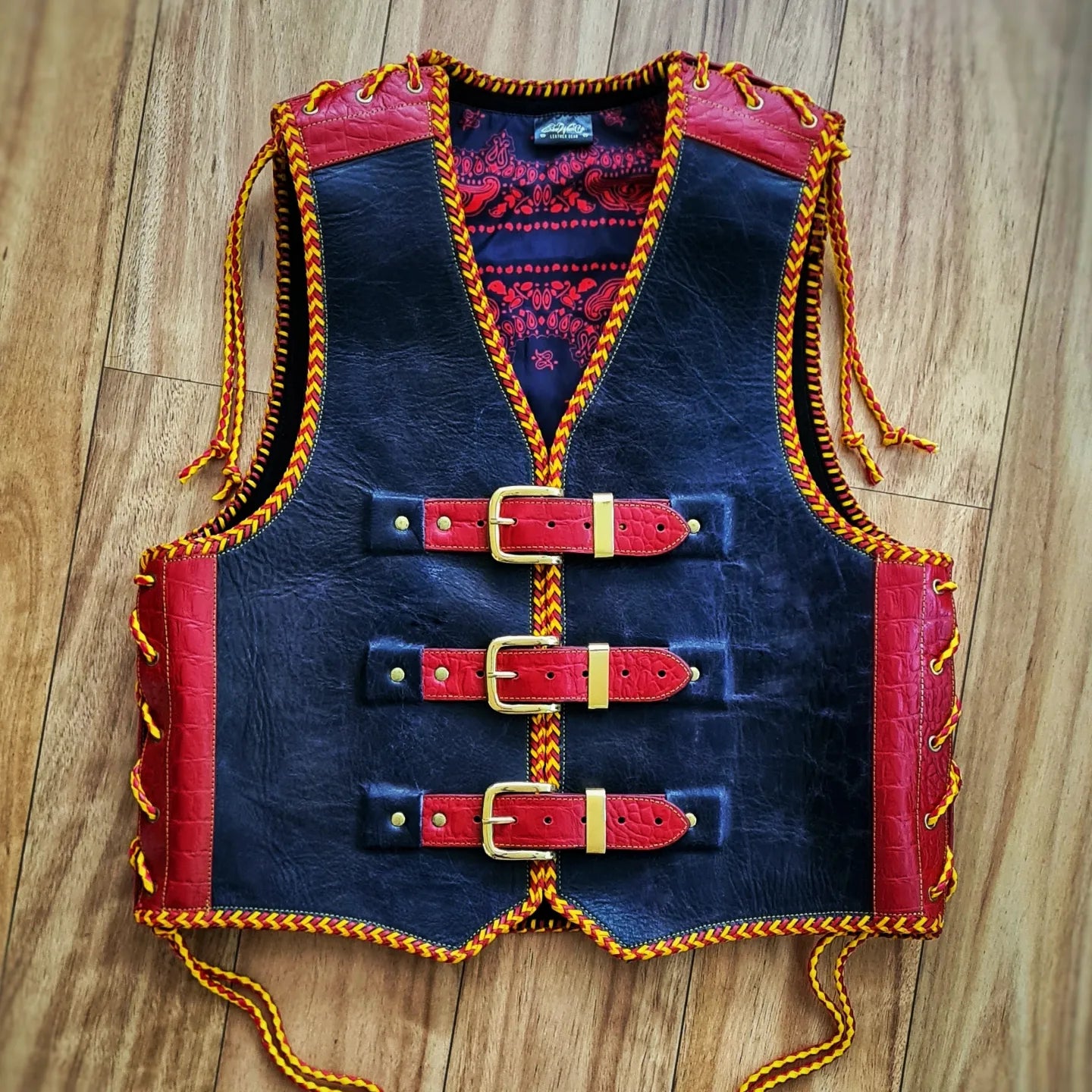 Vest Customizer -  AUS Style