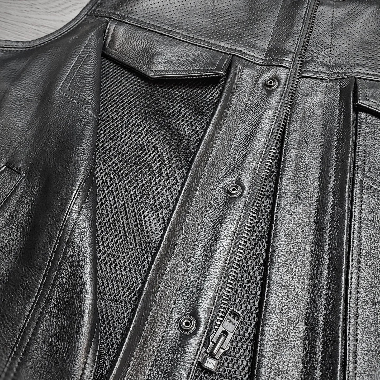 US "OFF THE RACK" AERO VEST